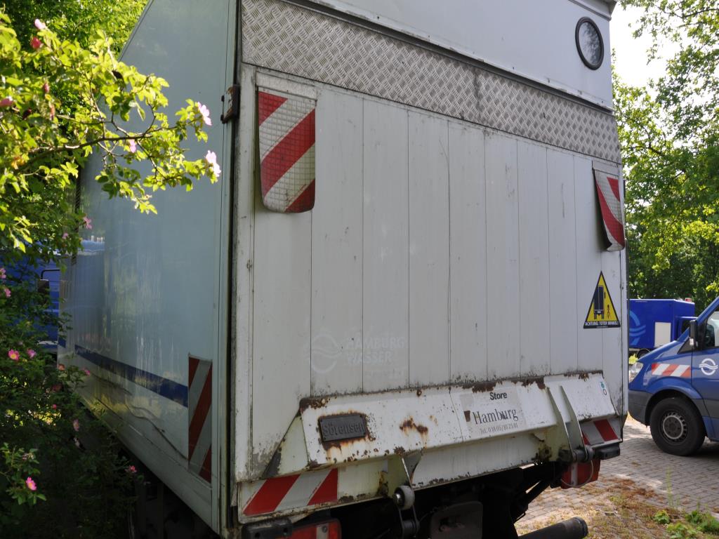 Hochwertiges Laborequipment der städtischen Wasserversorgung-5