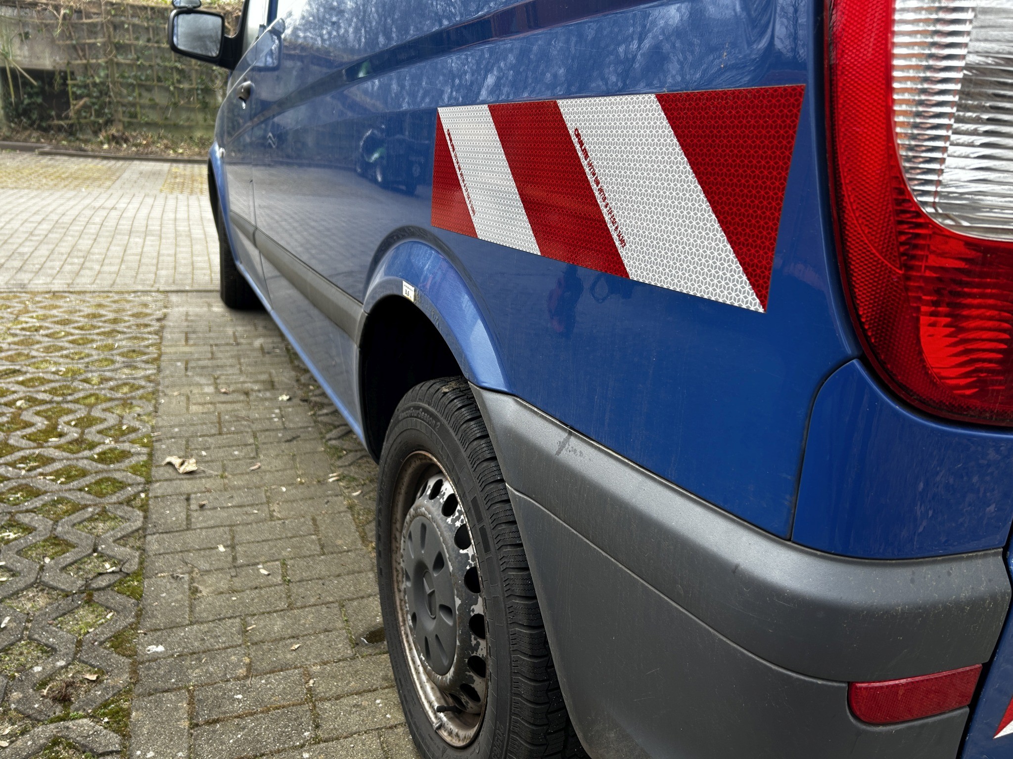 dobro vzdrževana vozila občinskih, komunalnih in drugih javnih organov-11