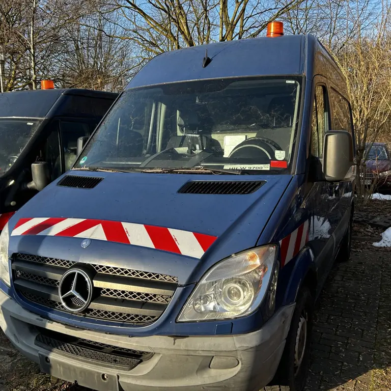 Truck closed box (AWL599/ HH - W 9700) Mercedes Benz Sprinter (906BB35)