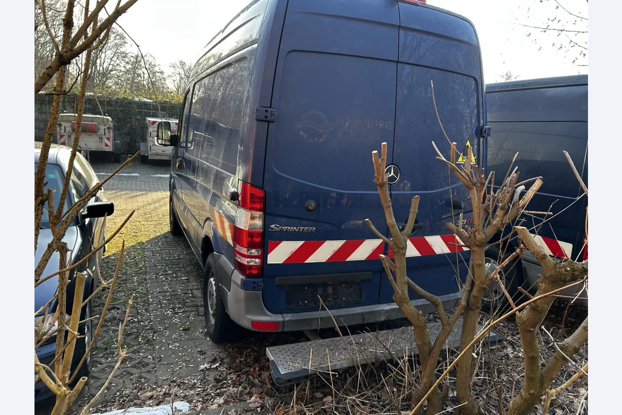 Div. Kommunalfahrzeuge, Werkstattfahrzeuge und PKW-8