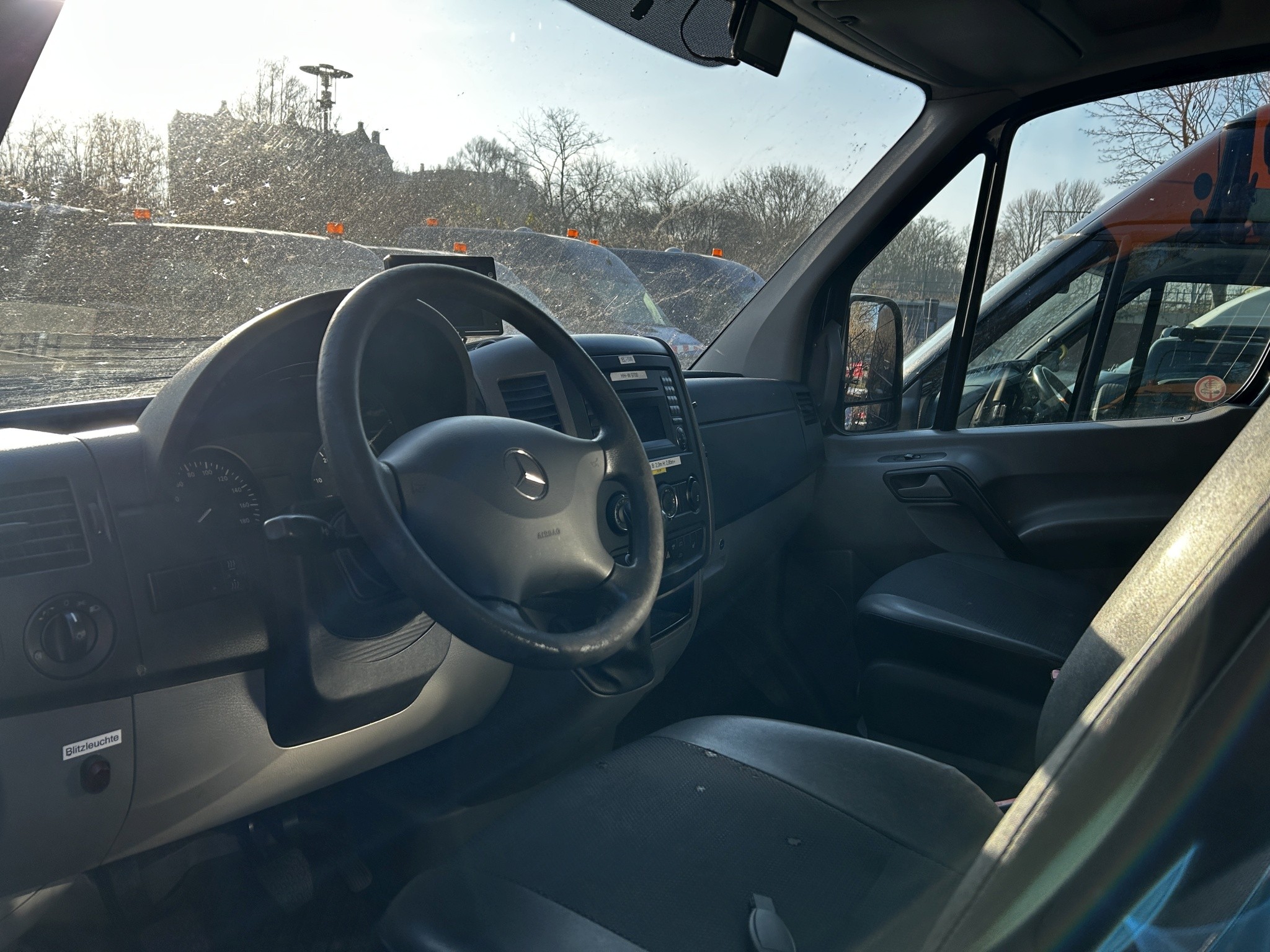 Div. Kommunalfahrzeuge, Werkstattfahrzeuge und PKW-12