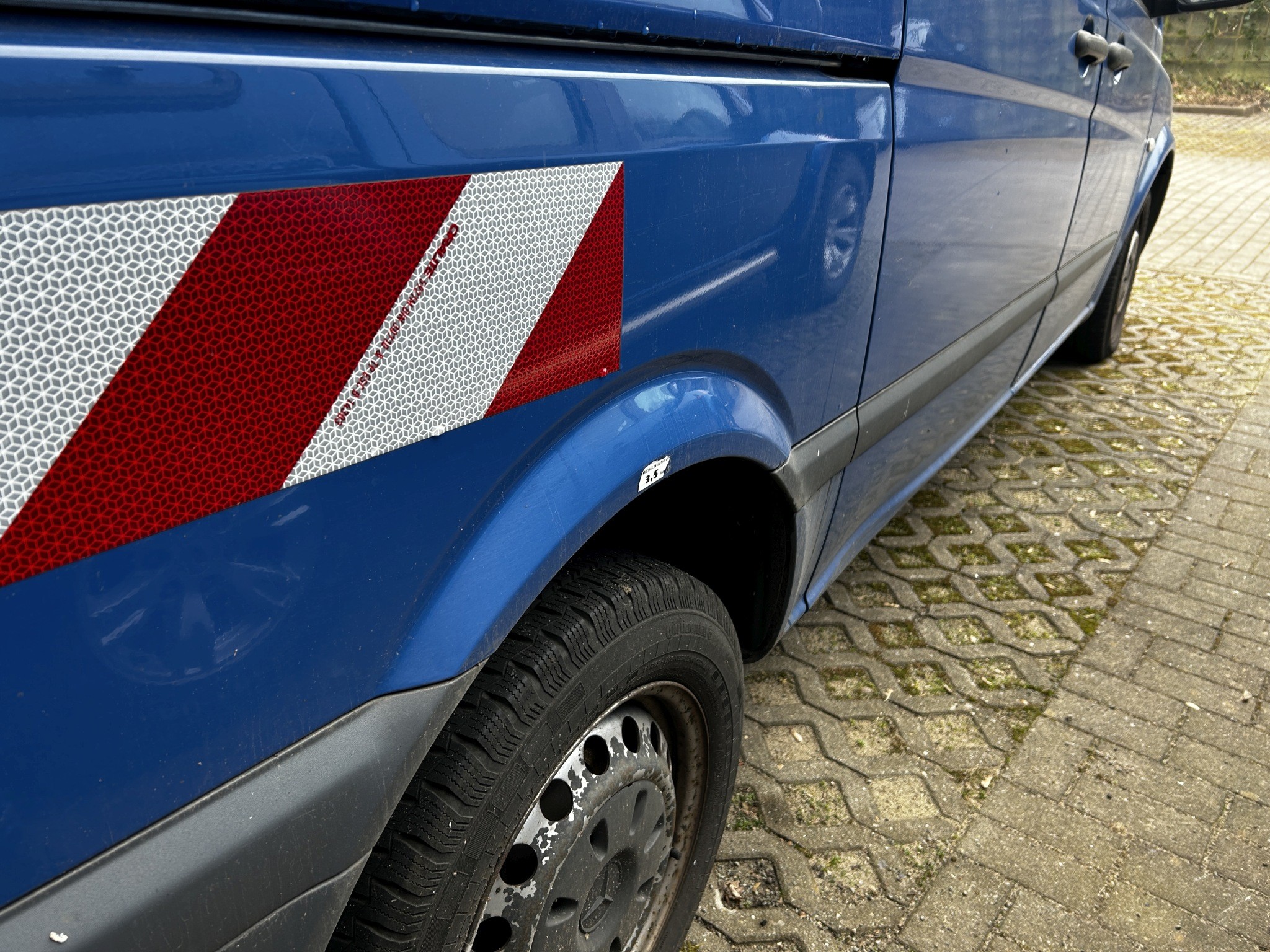 dobro vzdrževana vozila občinskih, komunalnih in drugih javnih organov-7