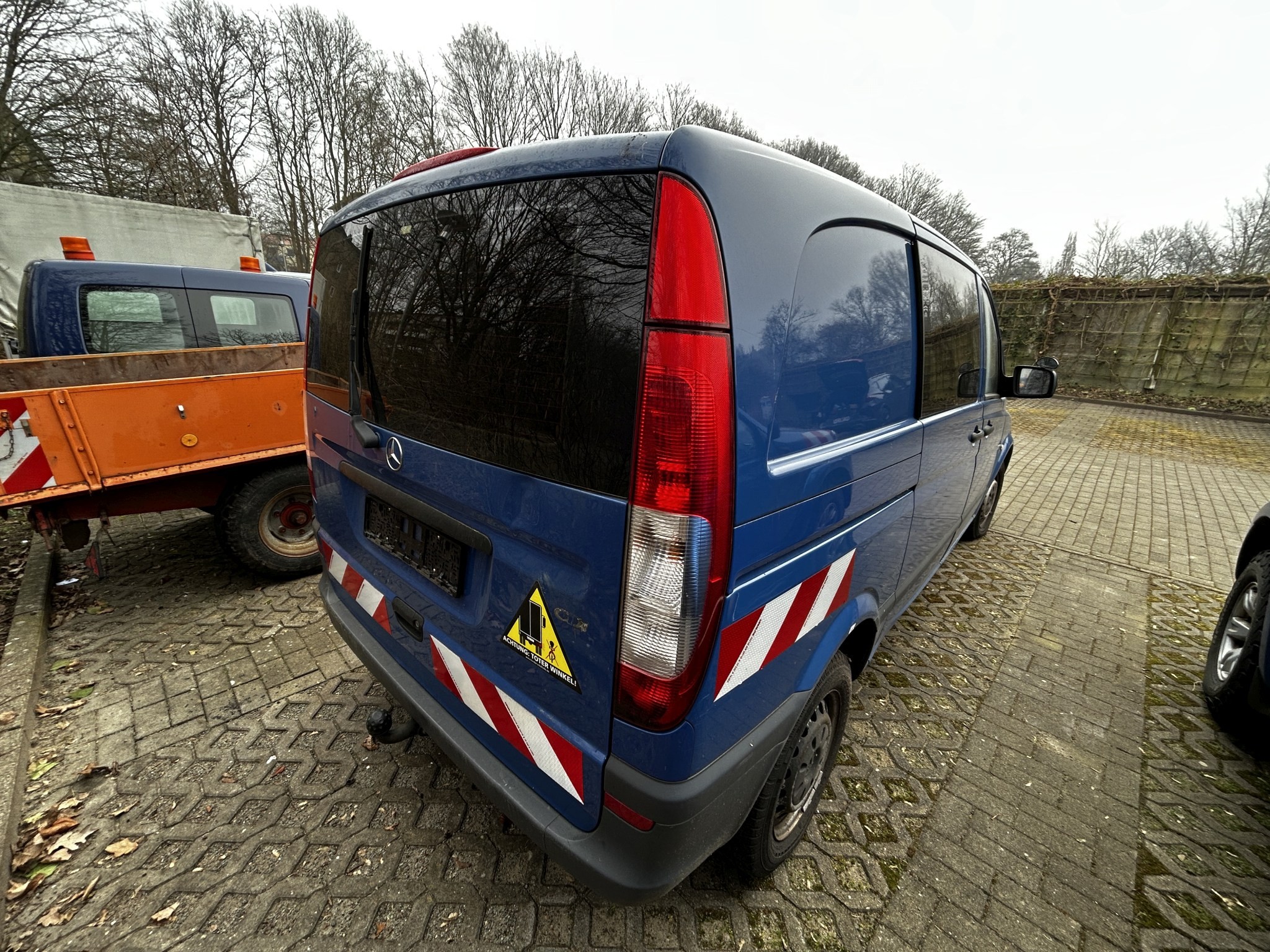 dobro vzdrževana vozila občinskih, komunalnih in drugih javnih organov-9