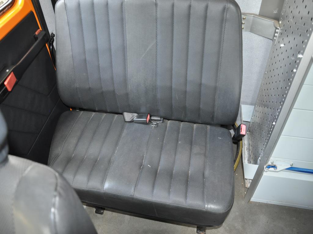 Hochwertiges Laborequipment der städtischen Wasserversorgung-10