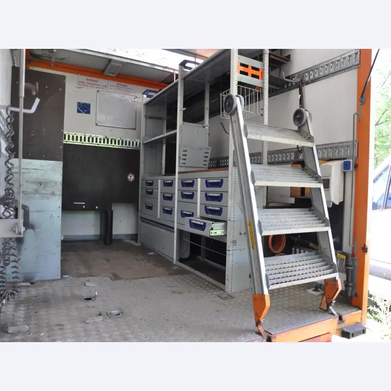 Hochwertiges Laborequipment der städtischen Wasserversorgung-13