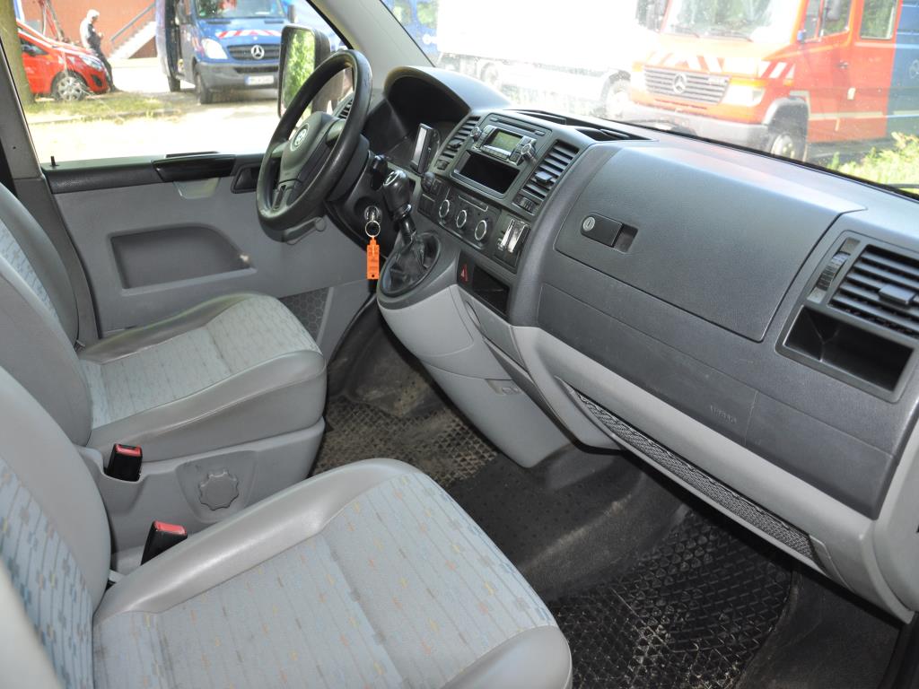 Hochwertiges Laborequipment der städtischen Wasserversorgung-12