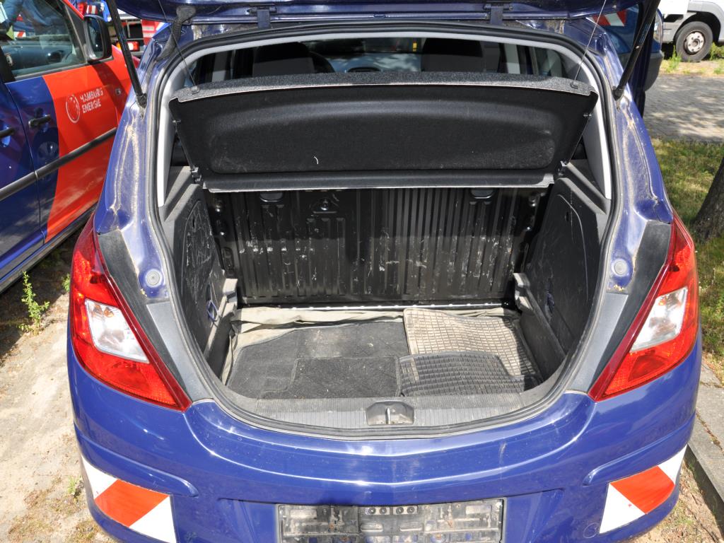 Hochwertiges Laborequipment der städtischen Wasserversorgung-10