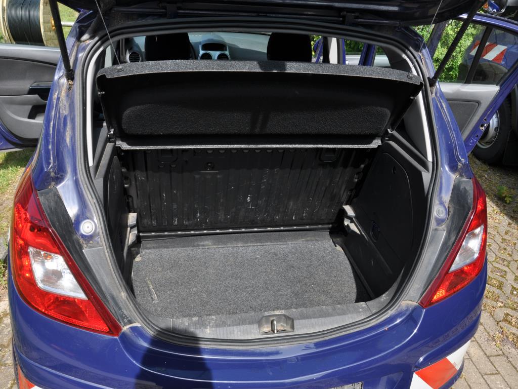 Hochwertiges Laborequipment der städtischen Wasserversorgung-8