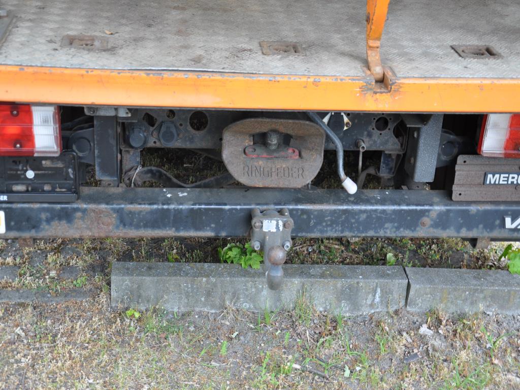 Hochwertiges Laborequipment der städtischen Wasserversorgung-14