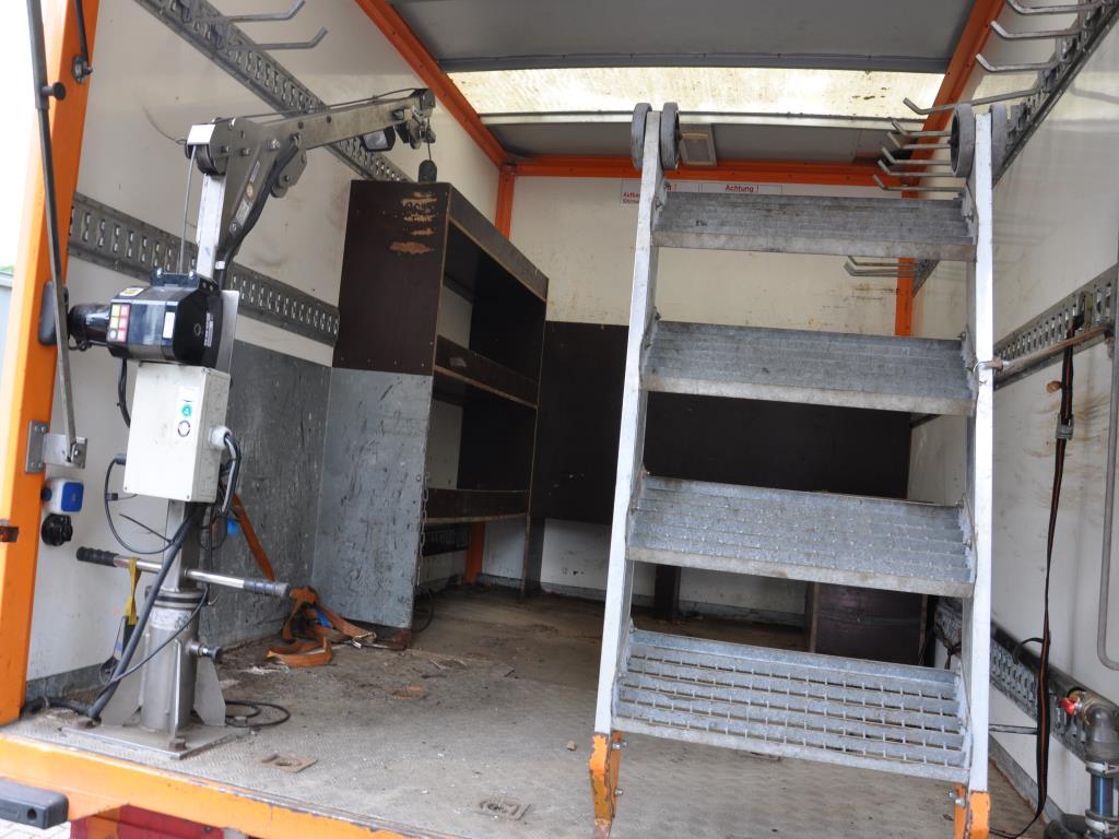 Hochwertiges Laborequipment der städtischen Wasserversorgung-12