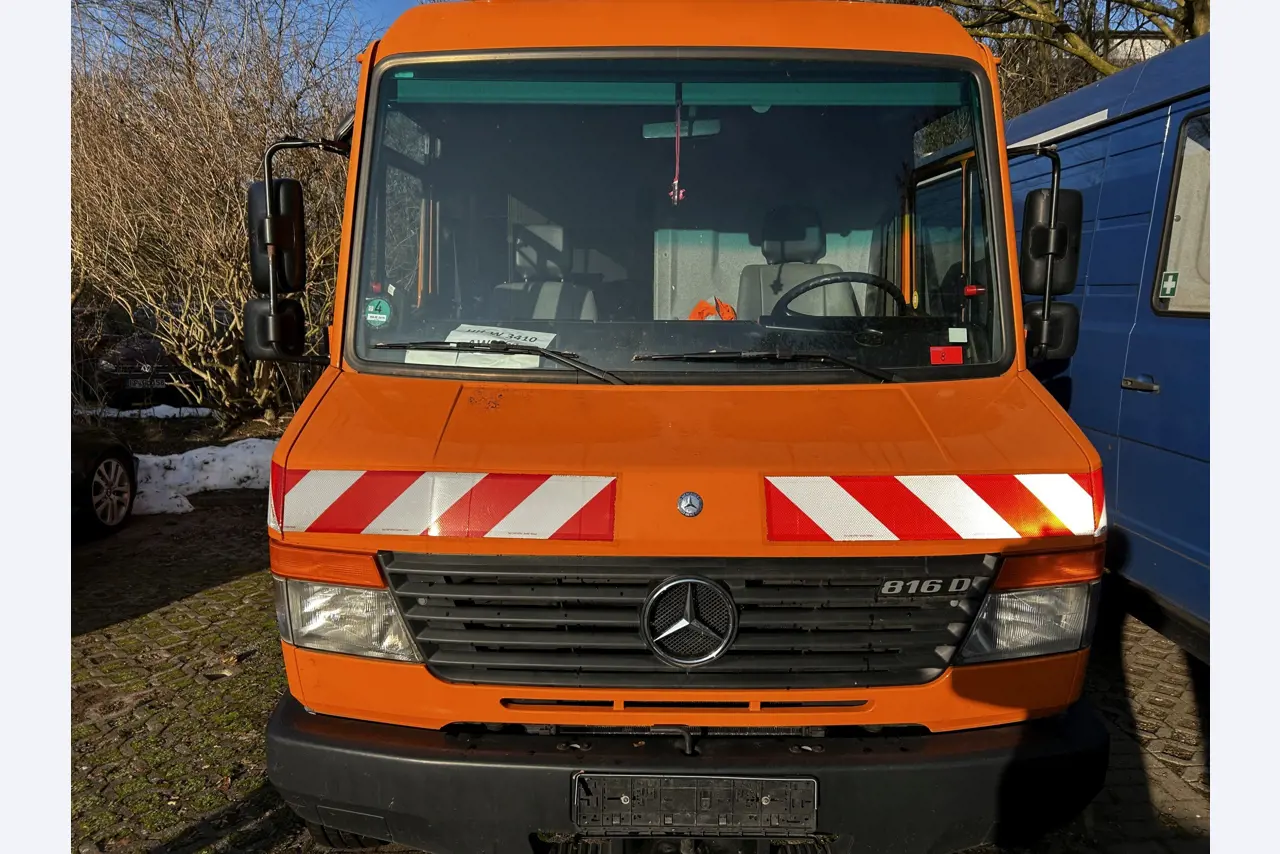 Div. Kommunalfahrzeuge, Werkstattfahrzeuge und PKW-2