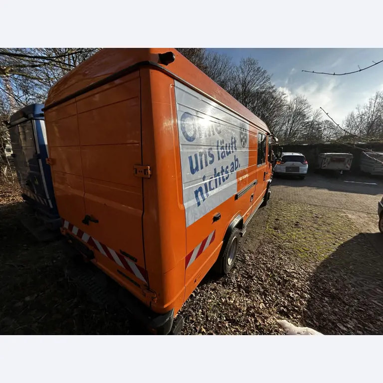 Div. Kommunalfahrzeuge, Werkstattfahrzeuge und PKW-6