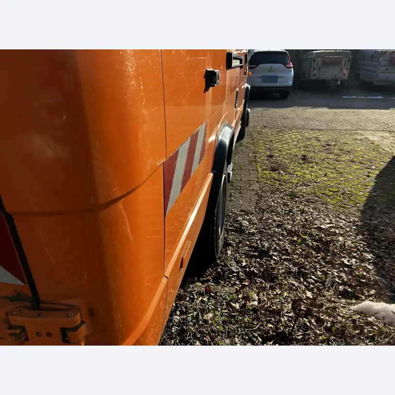 Div. Kommunalfahrzeuge, Werkstattfahrzeuge und PKW-7