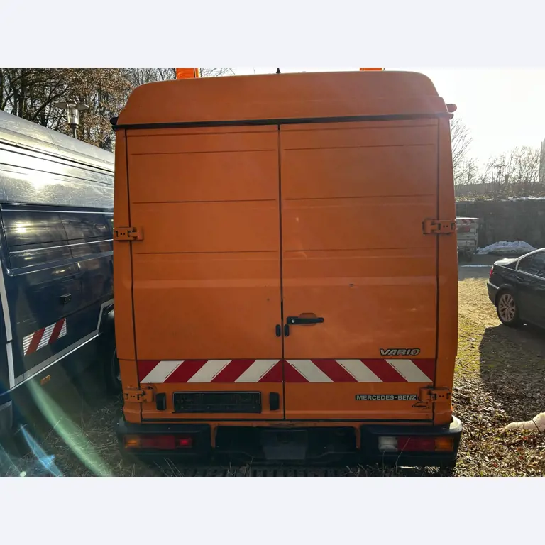 Div. Kommunalfahrzeuge, Werkstattfahrzeuge und PKW-8