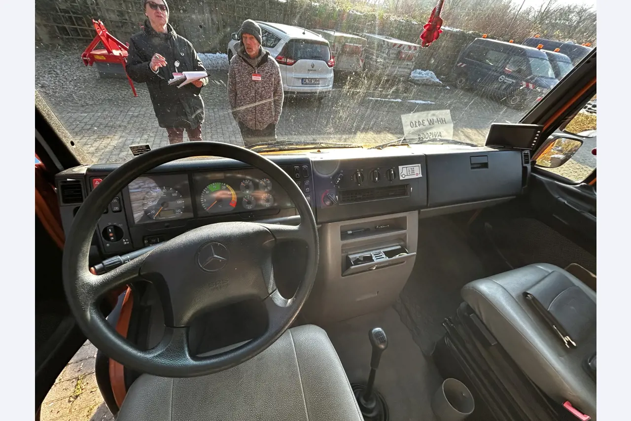 Div. Kommunalfahrzeuge, Werkstattfahrzeuge und PKW-13