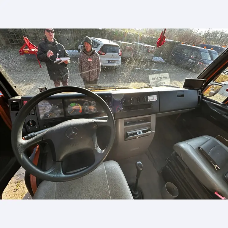 Div. Kommunalfahrzeuge, Werkstattfahrzeuge und PKW-13