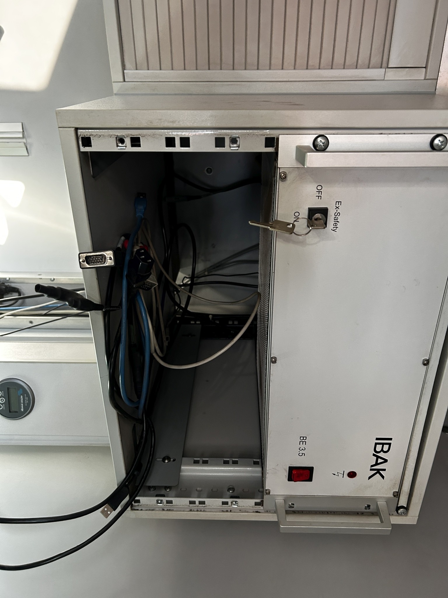 Div. Kommunalfahrzeuge, Werkstattfahrzeuge und PKW-18