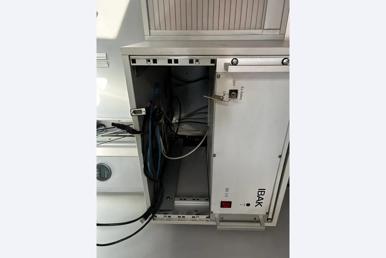 Div. Kommunalfahrzeuge, Werkstattfahrzeuge und PKW-18