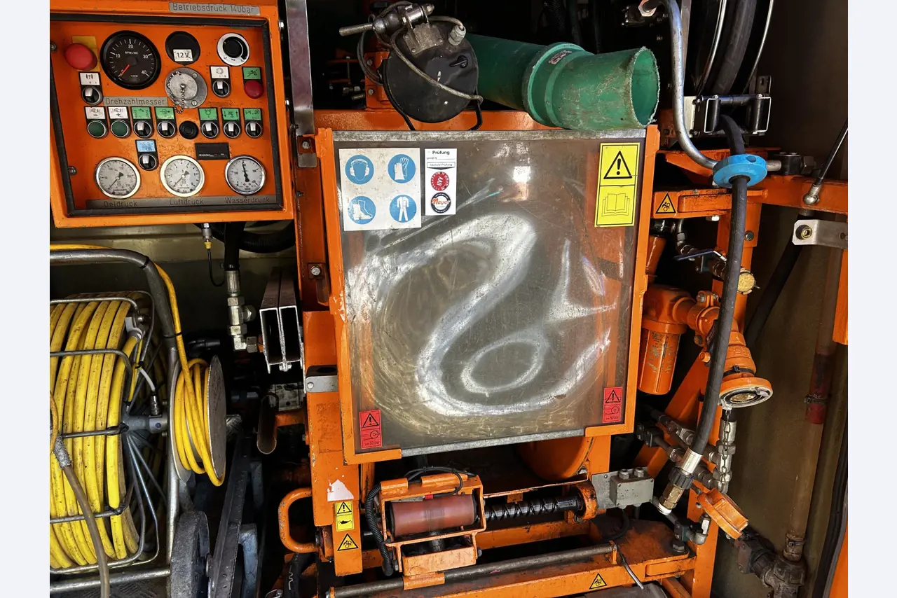 Div. Kommunalfahrzeuge, Werkstattfahrzeuge und PKW-22