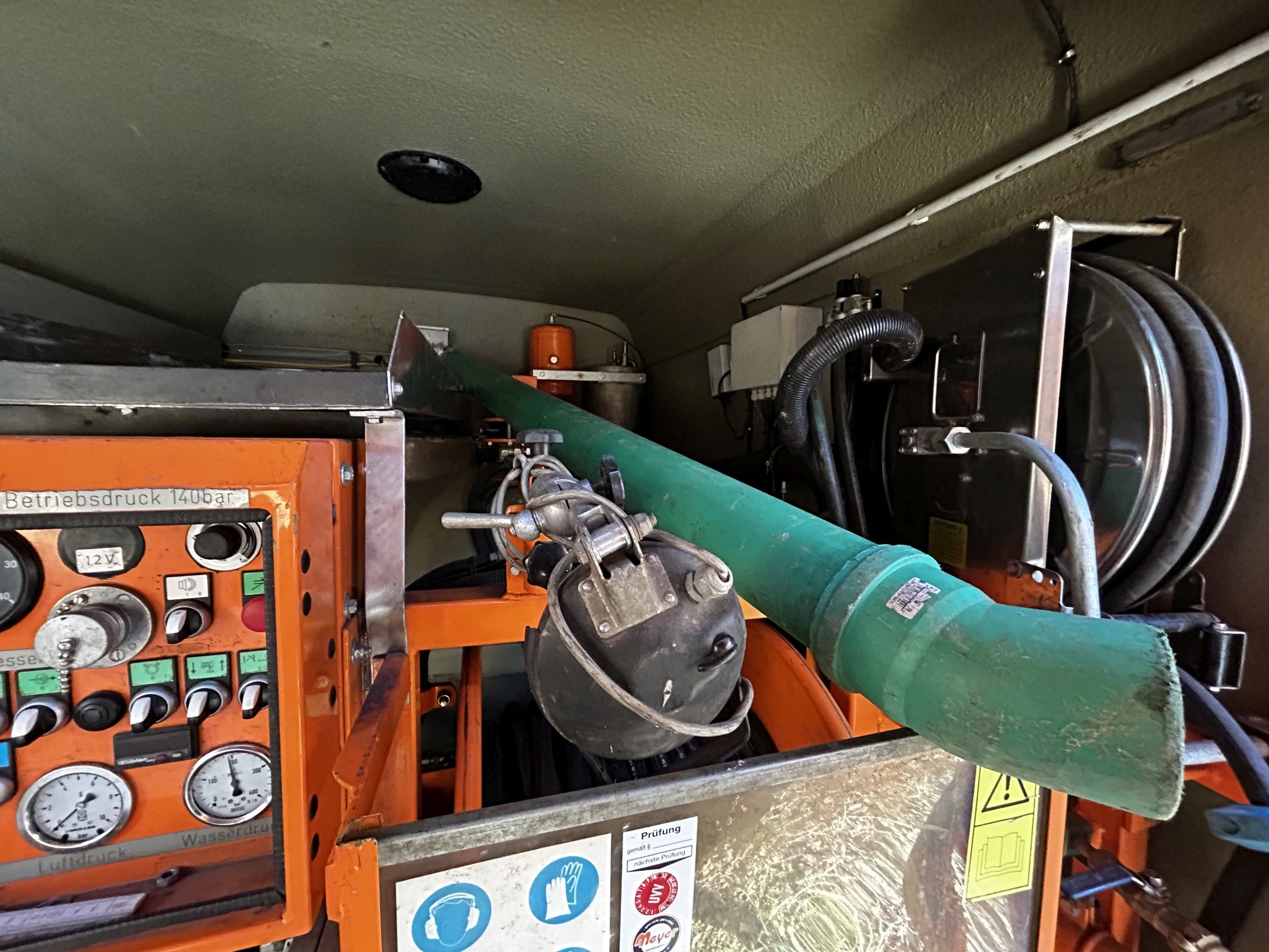 Div. Kommunalfahrzeuge, Werkstattfahrzeuge und PKW-25