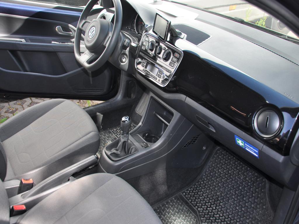 Hochwertiges Laborequipment der städtischen Wasserversorgung-9