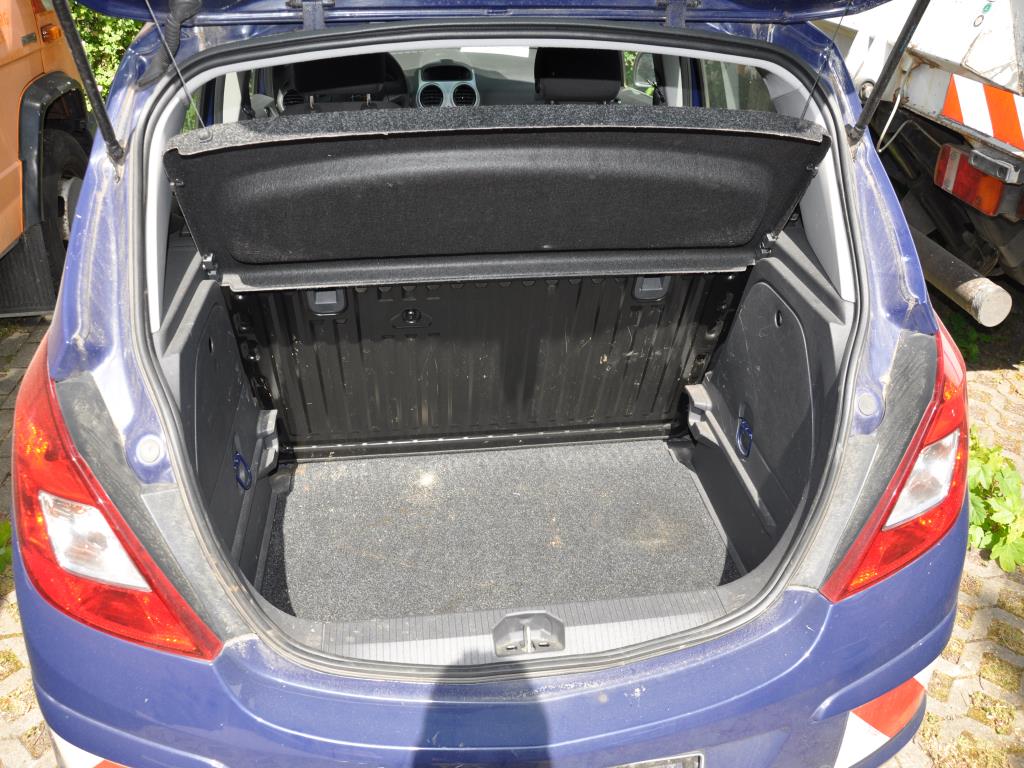 Hochwertiges Laborequipment der städtischen Wasserversorgung-9