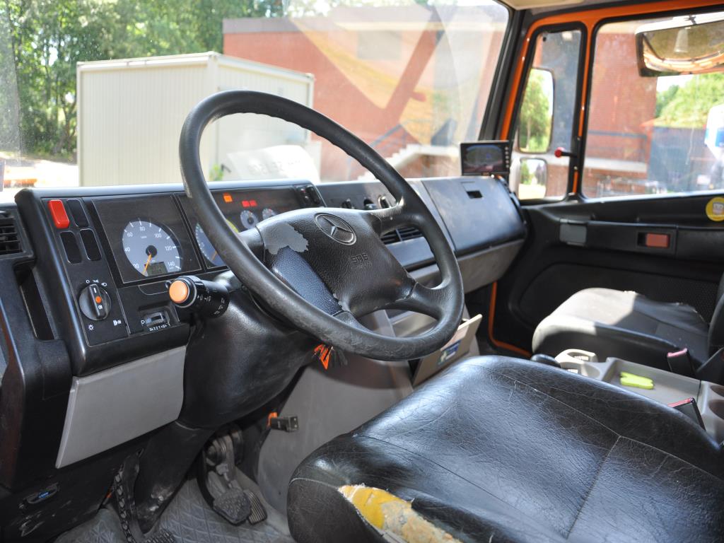 Hochwertiges Laborequipment der städtischen Wasserversorgung-10