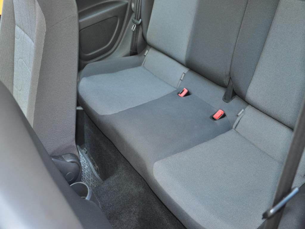 Hochwertiges Laborequipment der städtischen Wasserversorgung-9