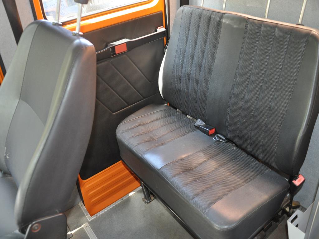 Hochwertiges Laborequipment der städtischen Wasserversorgung-8