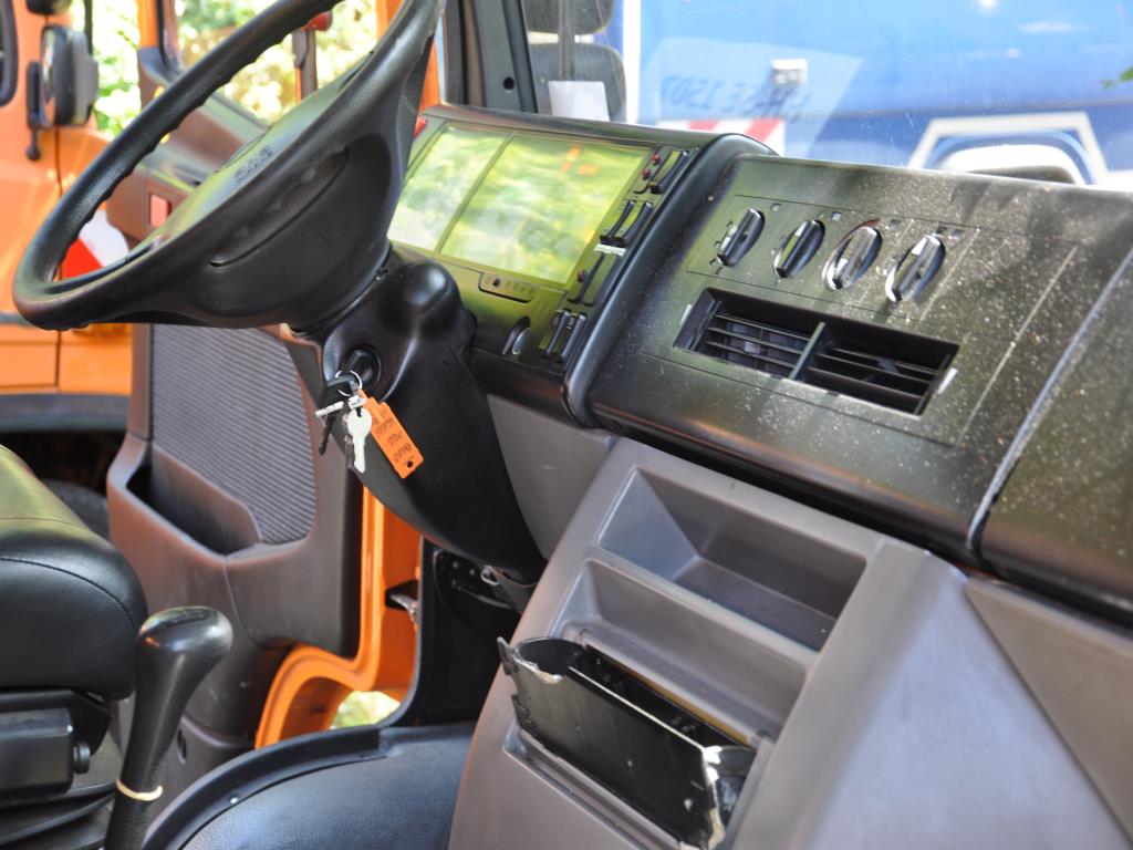 Hochwertiges Laborequipment der städtischen Wasserversorgung-9