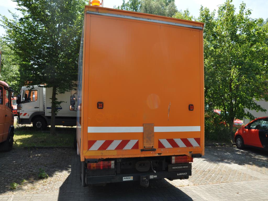 Hochwertiges Laborequipment der städtischen Wasserversorgung-3