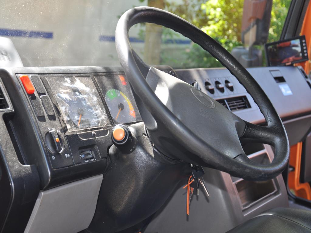 Hochwertiges Laborequipment der städtischen Wasserversorgung-9