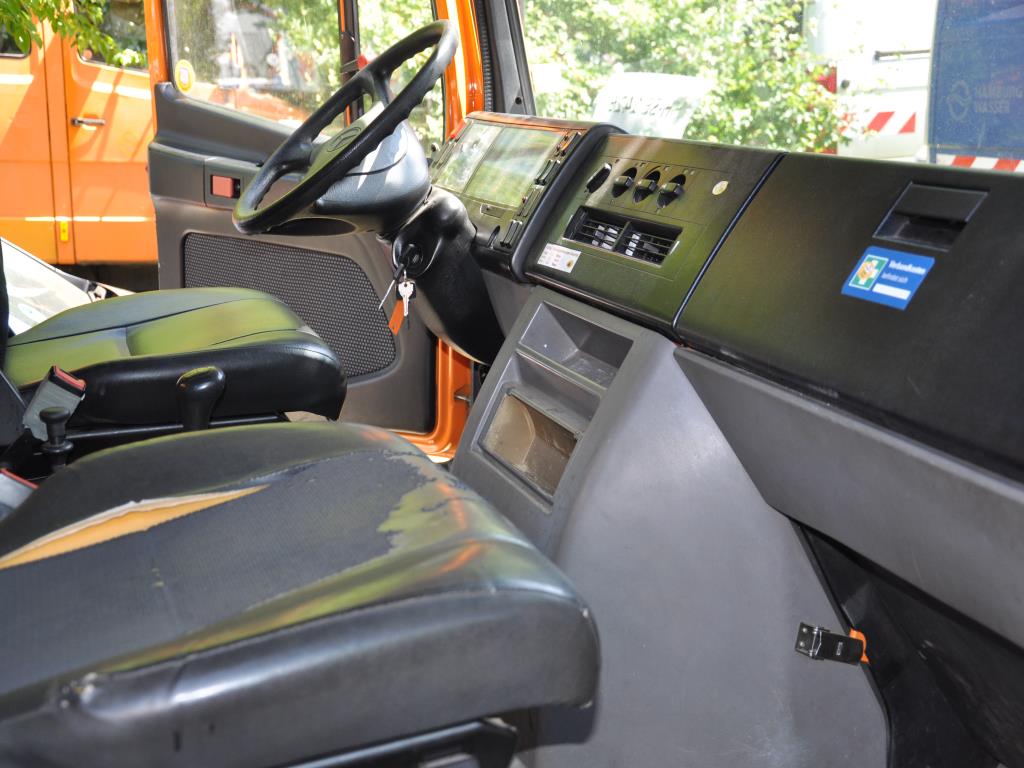 Hochwertiges Laborequipment der städtischen Wasserversorgung-10