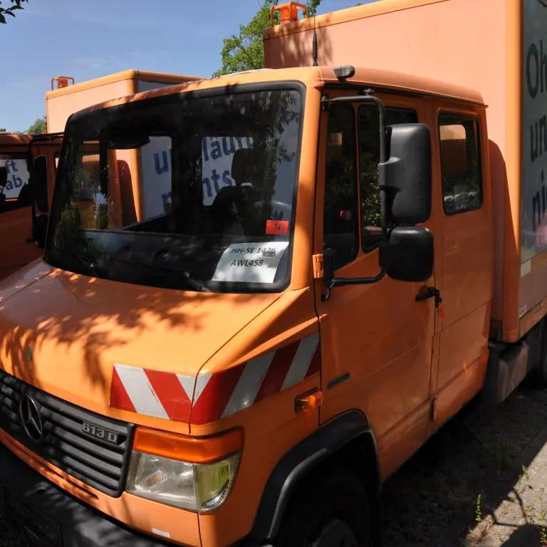 Special vehicle workshop - Fz (ex HH-SE 1426 - AWL458) Mercedes-Benz Vario 613 D