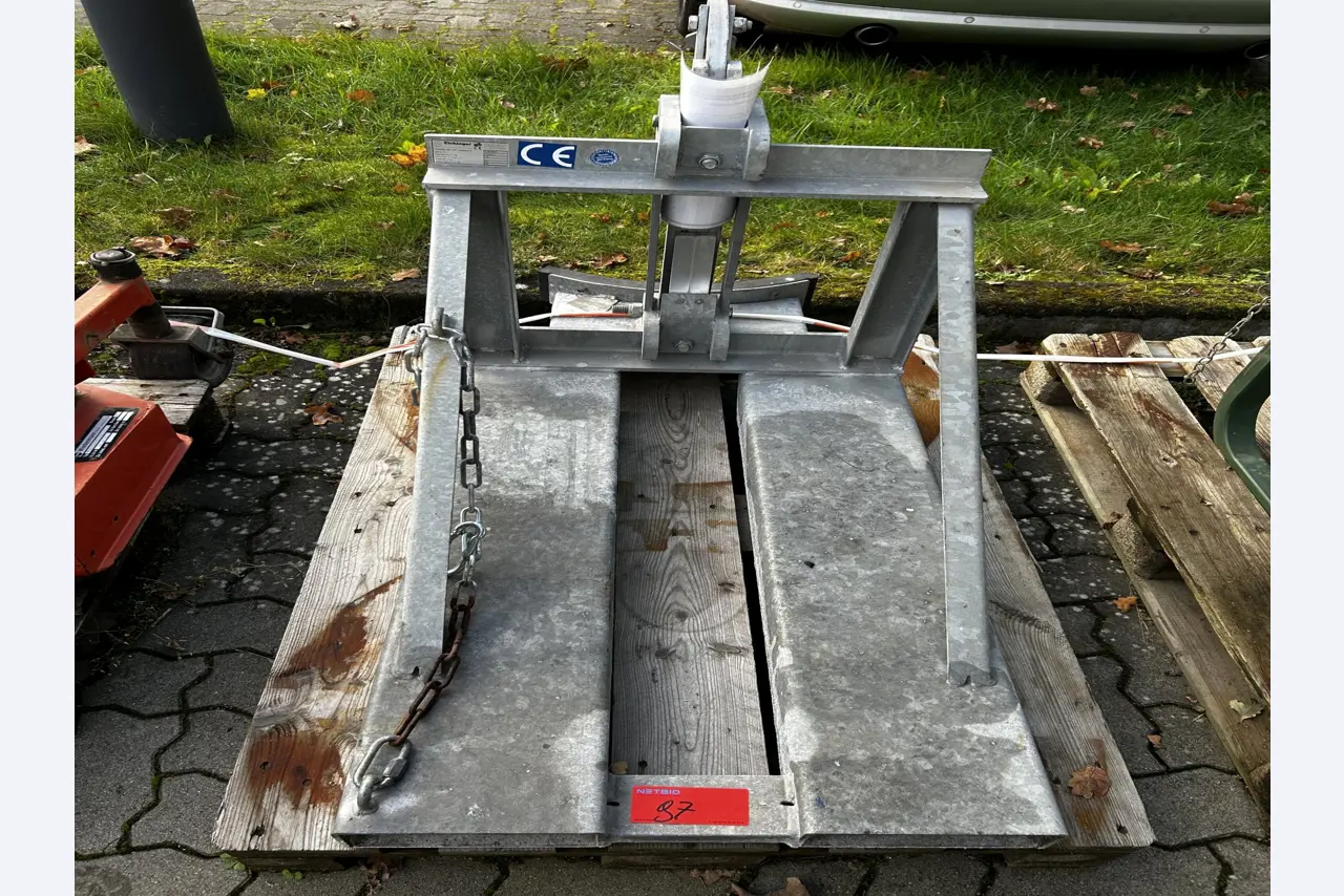 High-quality laboratory equipment used by the municipal water supply system-1