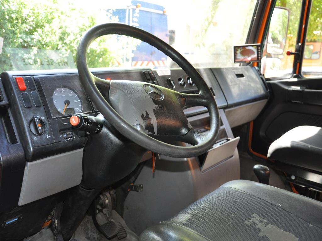 Hochwertiges Laborequipment der städtischen Wasserversorgung-9