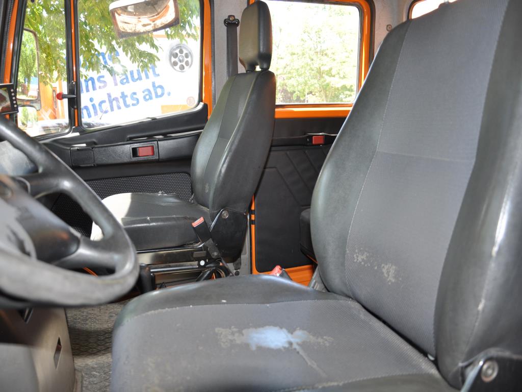 Hochwertiges Laborequipment der städtischen Wasserversorgung-11