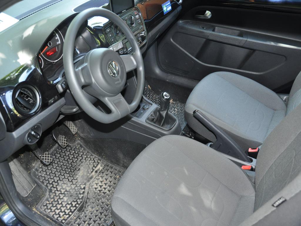 Hochwertiges Laborequipment der städtischen Wasserversorgung-8