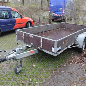 Pojazd do przewozu towarów. Transport do 3,5 tony (ex HH-W 5057 / FW 2137) Volkswagen Caddy 2K