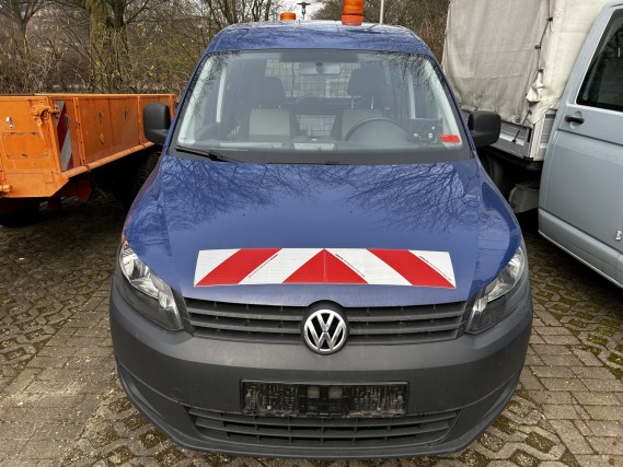 3 well-maintained emergency generators, A. van Kaick-1