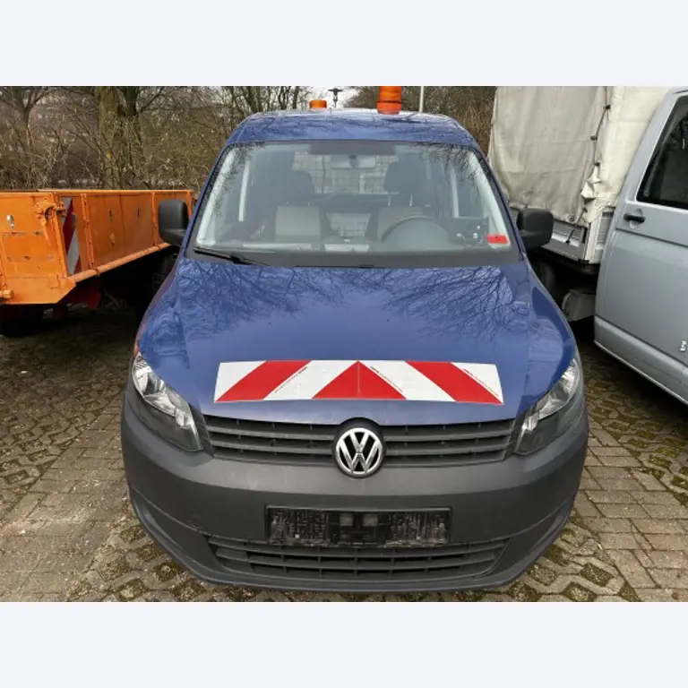3 well-maintained emergency generators, A. van Kaick-1