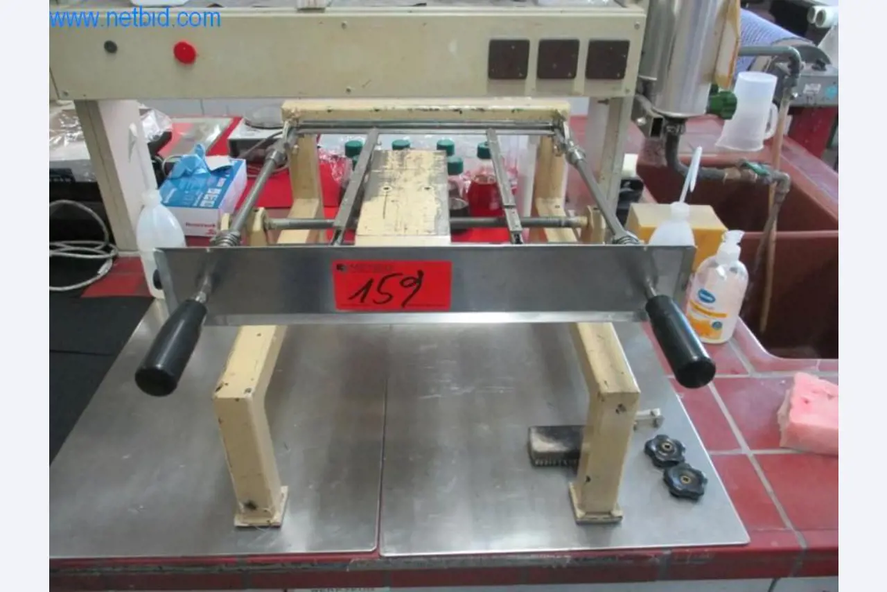 Máquinas para acabamento e fabrico de têxteis-4