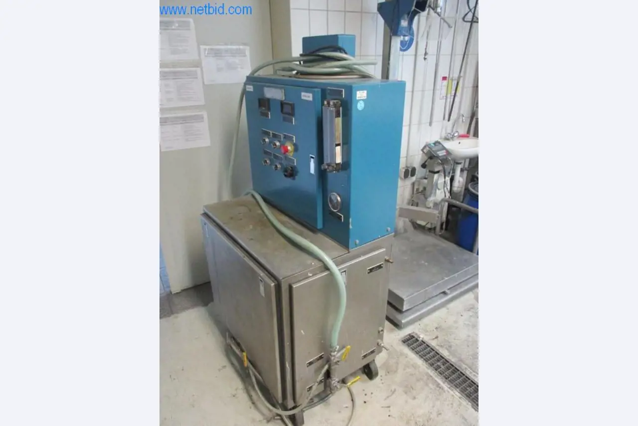 Machines voor het afwerken en vervaardigen van textiel-11