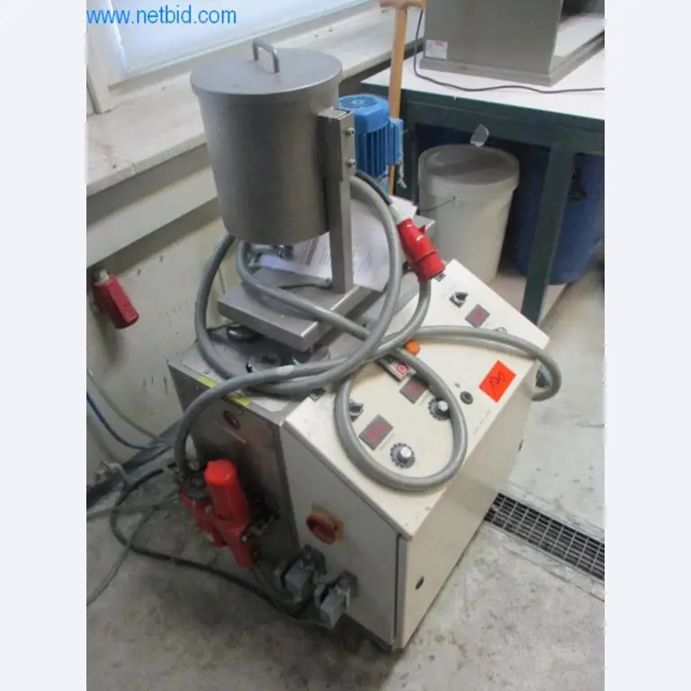 Machines voor het afwerken en vervaardigen van textiel-12