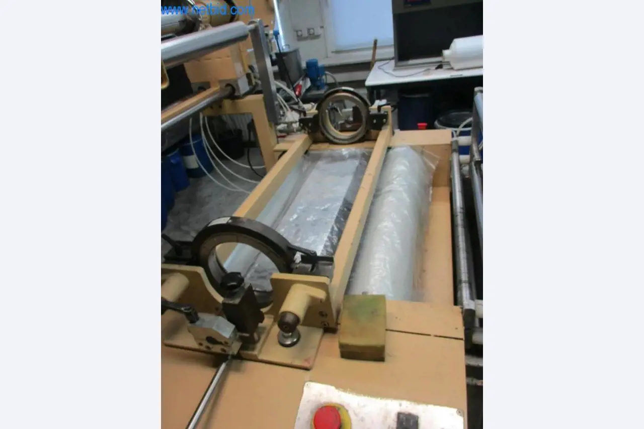 Machines voor het afwerken en vervaardigen van textiel-3