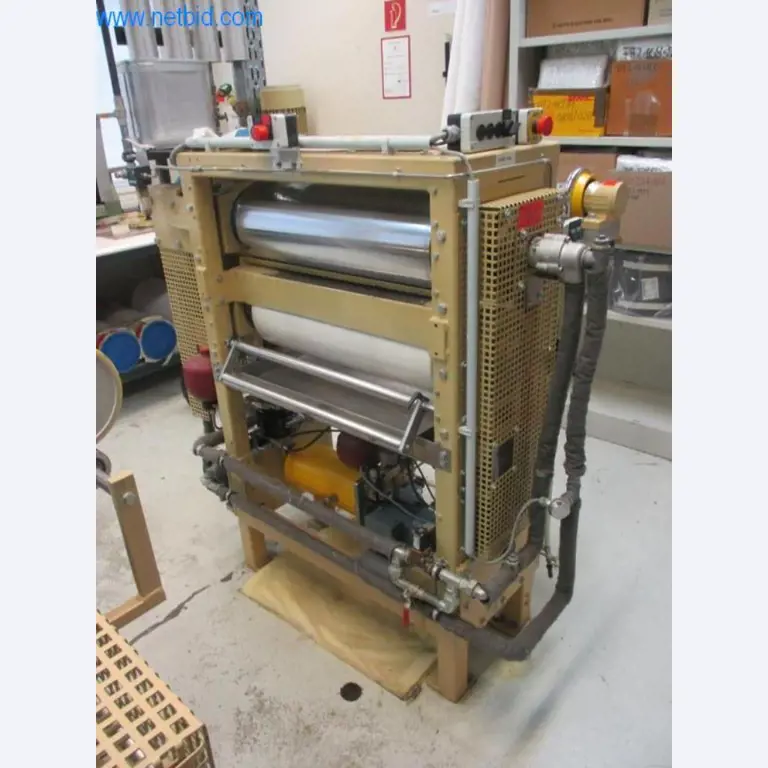 Machines voor het afwerken en vervaardigen van textiel-6