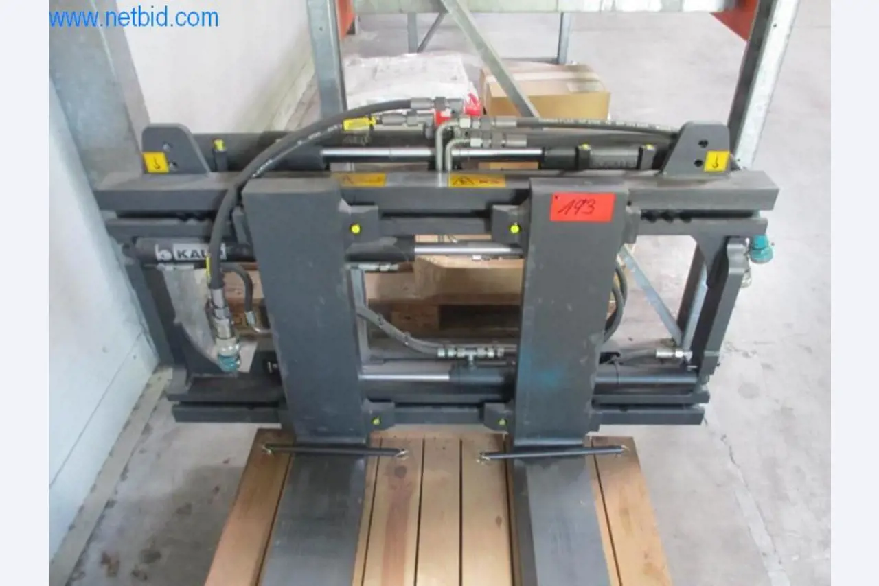 Stroje pro konečnou úpravu a výrobu textilií-2