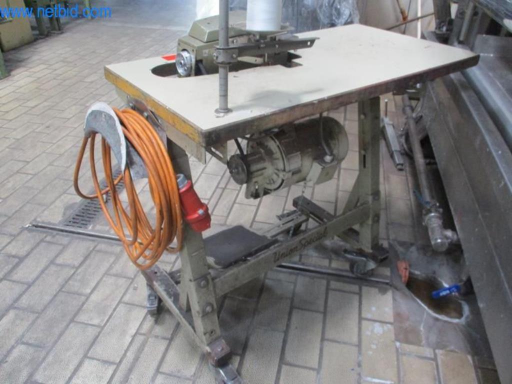 Maschinen zur Veredelung und Herstellung von Textilien-2