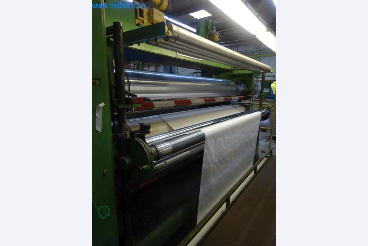 Máquinas para acabamento e fabrico de têxteis-6