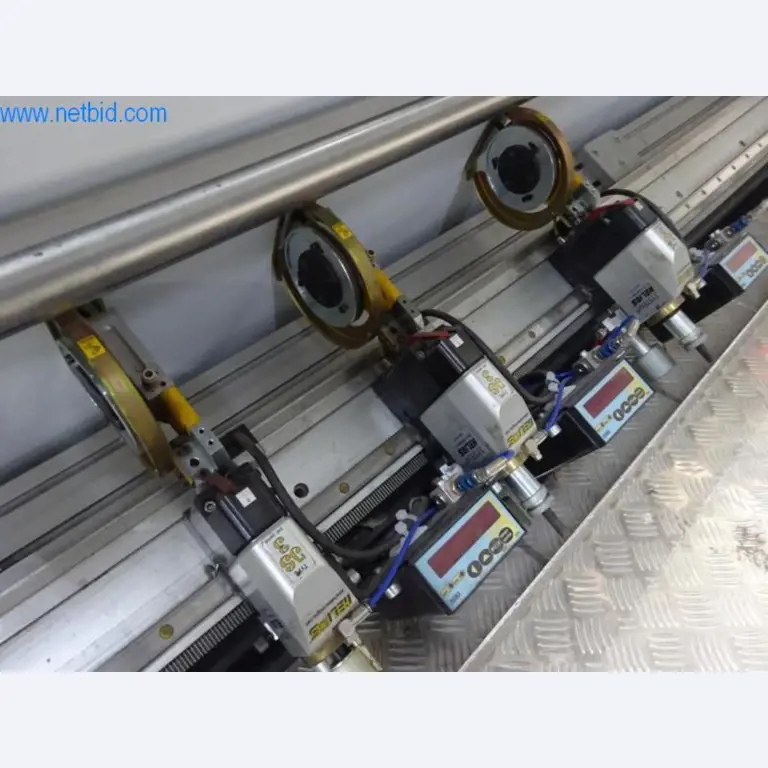 Máquinas para acabamento e fabrico de têxteis-4